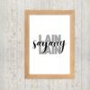Fotolijstje met het Molukse Gezegde: "Lain sayang lain"